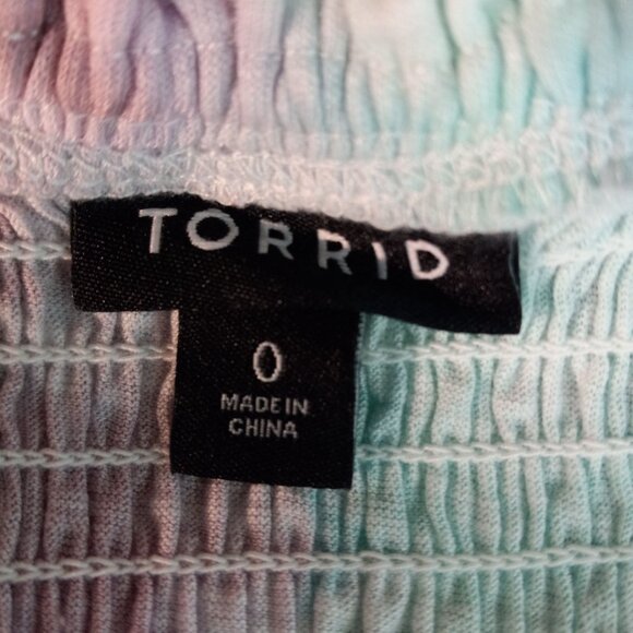 Torrid Size 0 L 12 Top Baby Doll Off Shoulder Tie Dye Smocked Bell Sleeves Knit - Picture 7 of 10